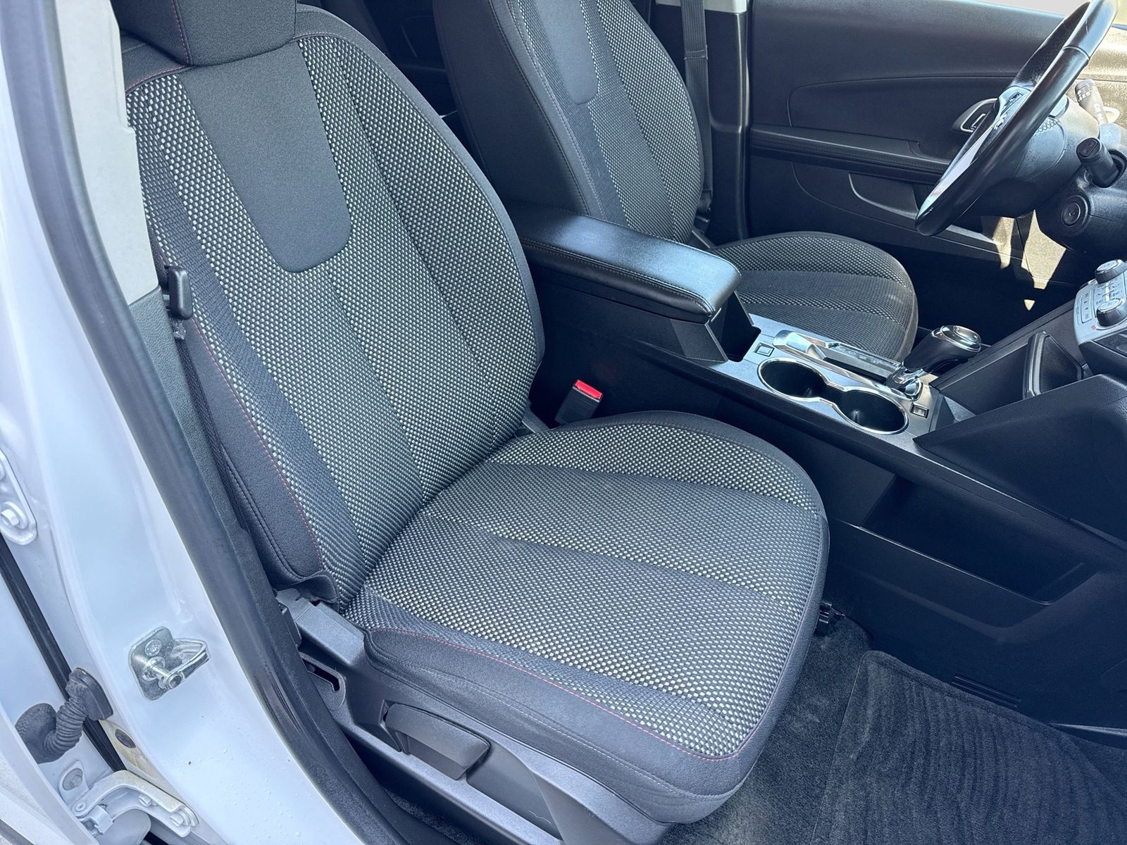 Thumbnail: 2017 Chevrolet Equinox - 19