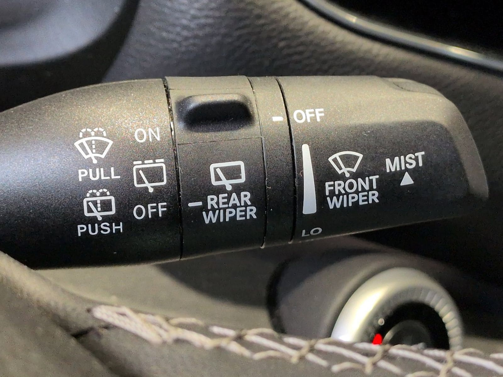 Thumbnail: 2024 Jeep Wagoneer - 33