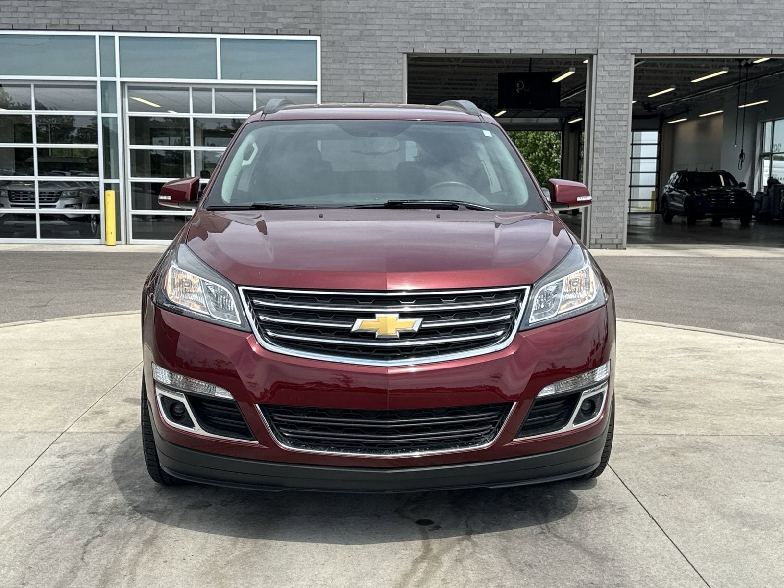 Thumbnail: 2016 Chevrolet Traverse - 12