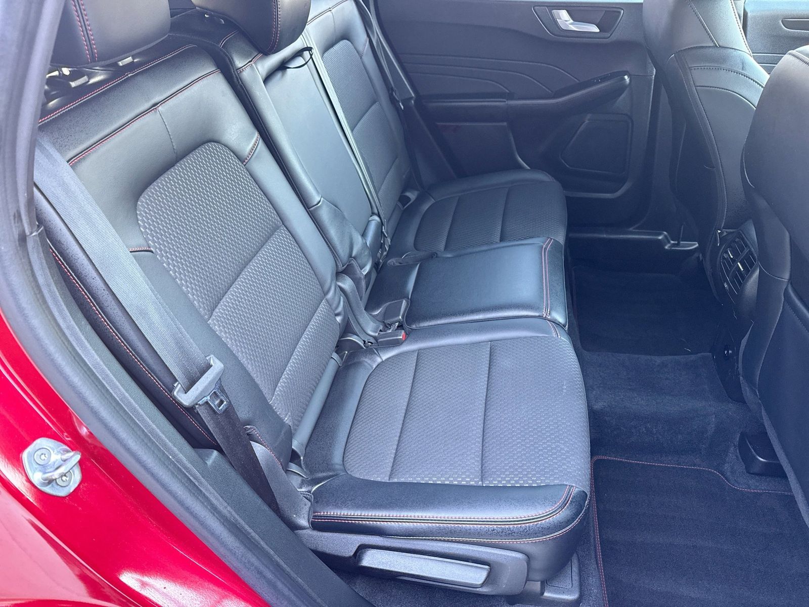 Thumbnail: 2023 Ford Escape - 20