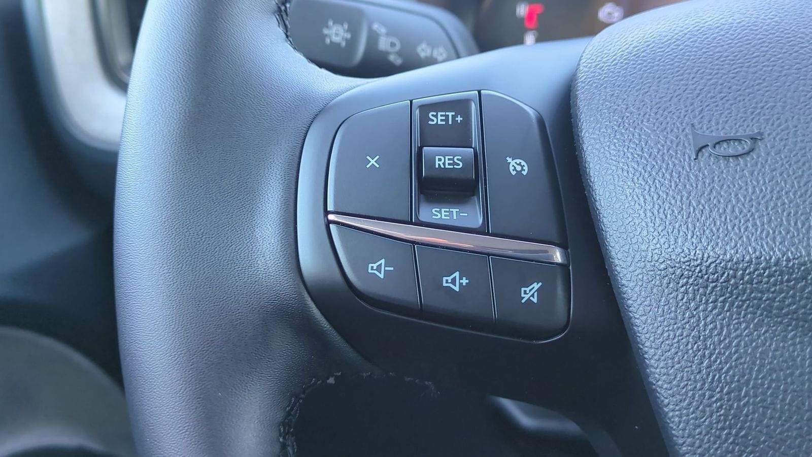 Thumbnail: 2025 Ford Maverick - 21