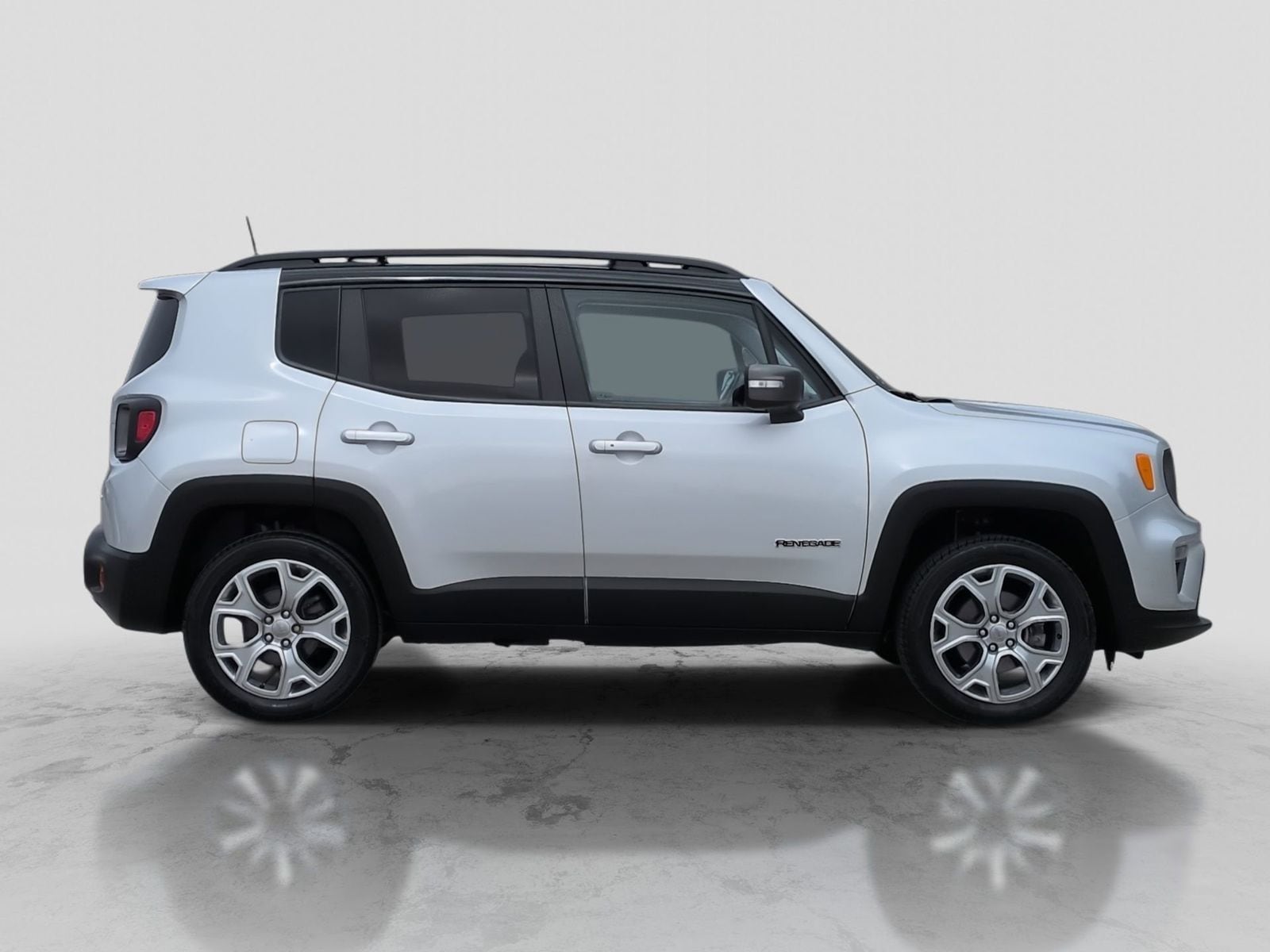 Thumbnail: 2020 Jeep Renegade - 9