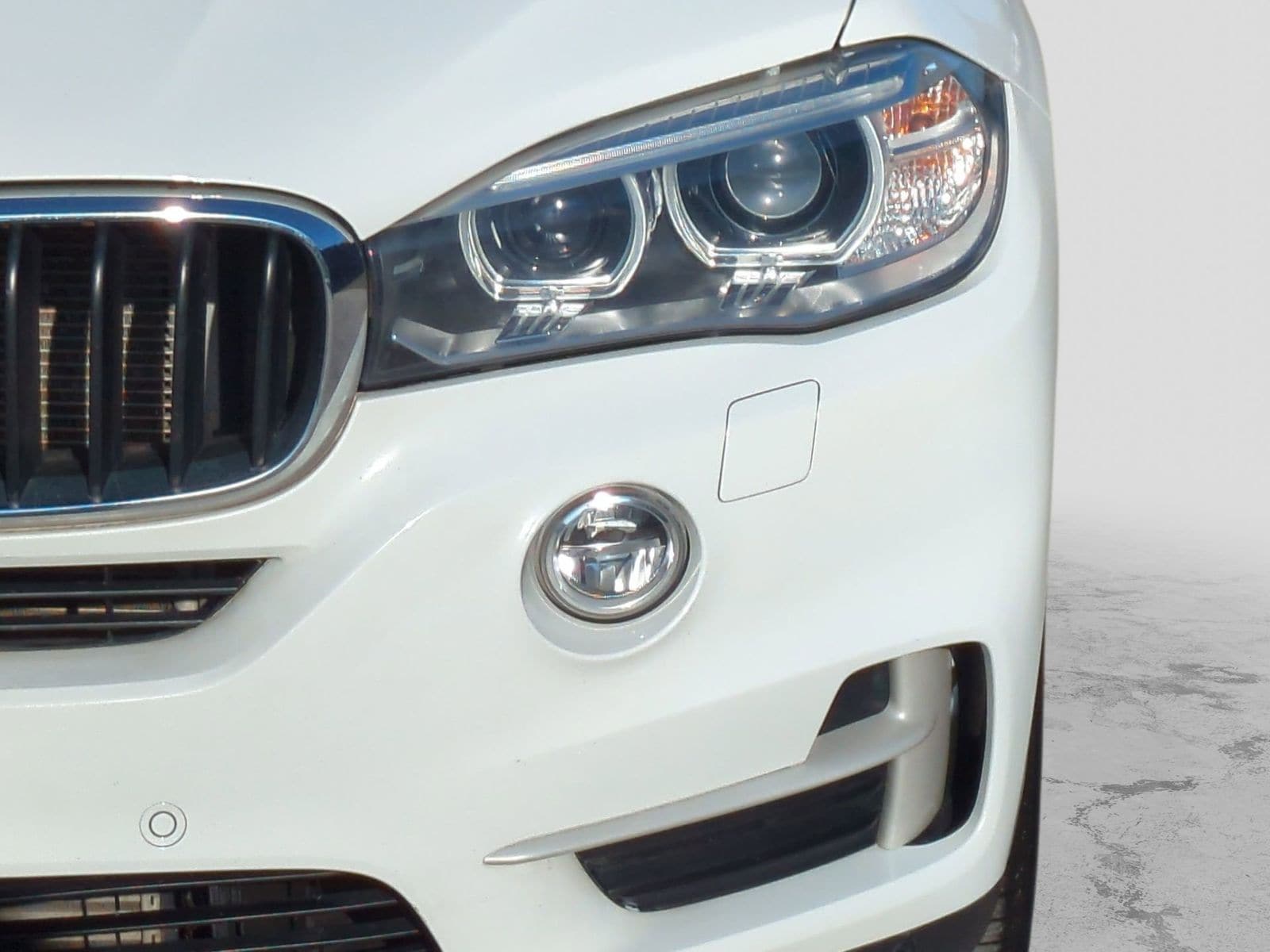 Thumbnail: 2016 BMW X5 - 12