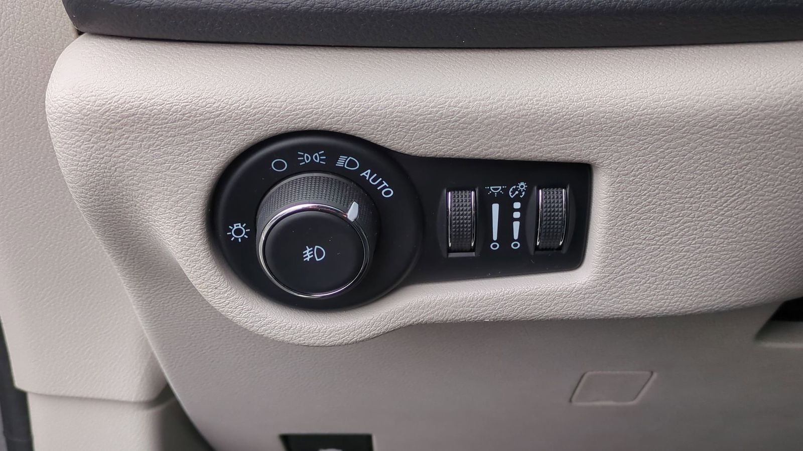 2022 Chrysler Pacifica Limited 19