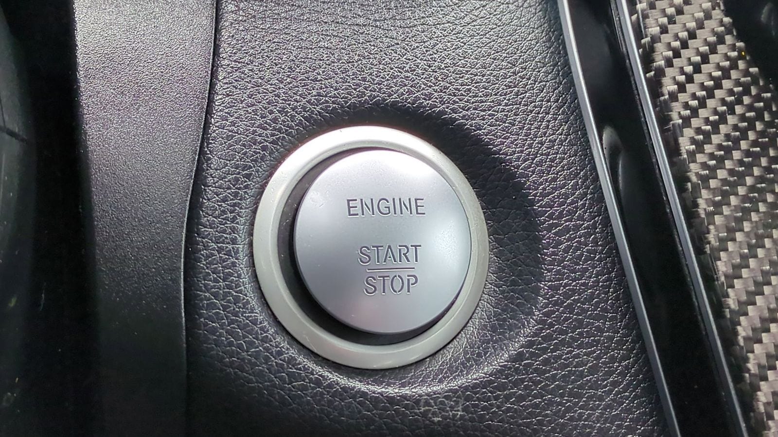 Thumbnail: 2017 Mercedes-Benz GLC - 28