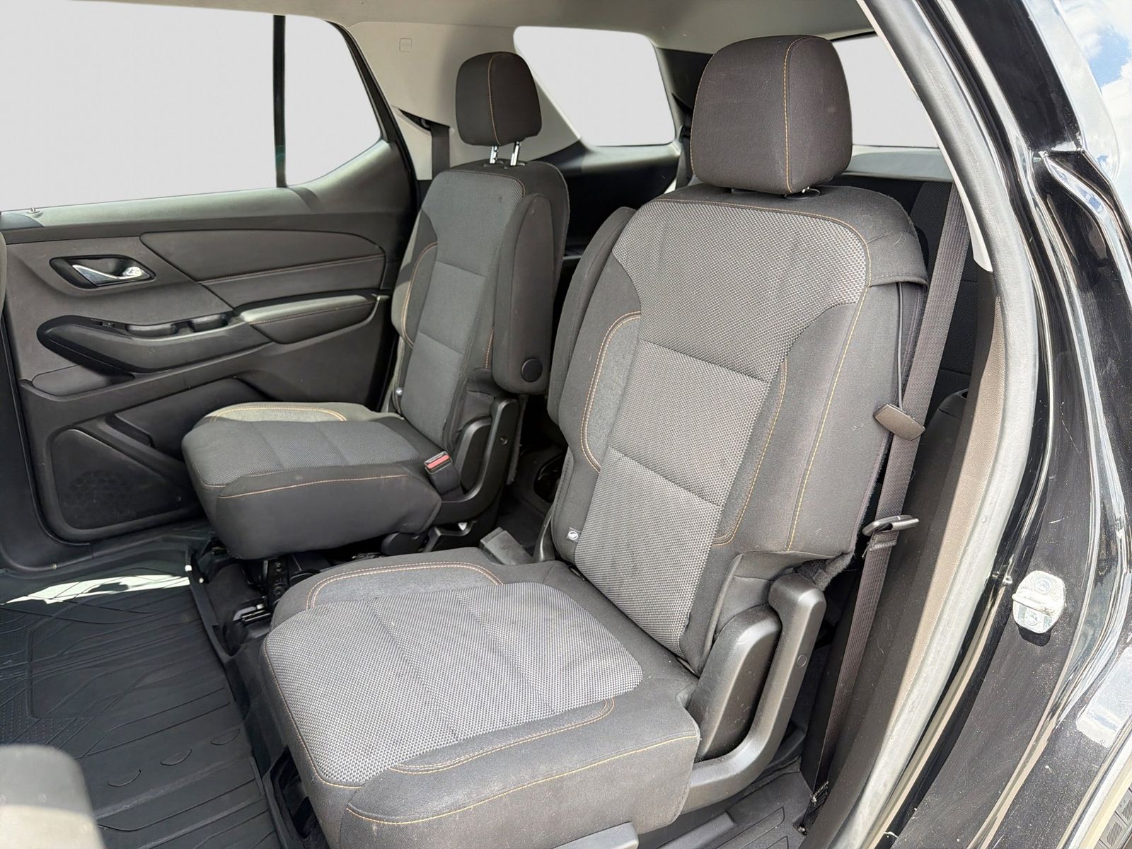 Thumbnail: 2019 Chevrolet Traverse - 23
