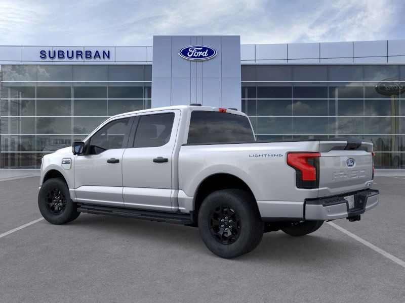 2025 Ford F-150 Lightning XLT photo 2