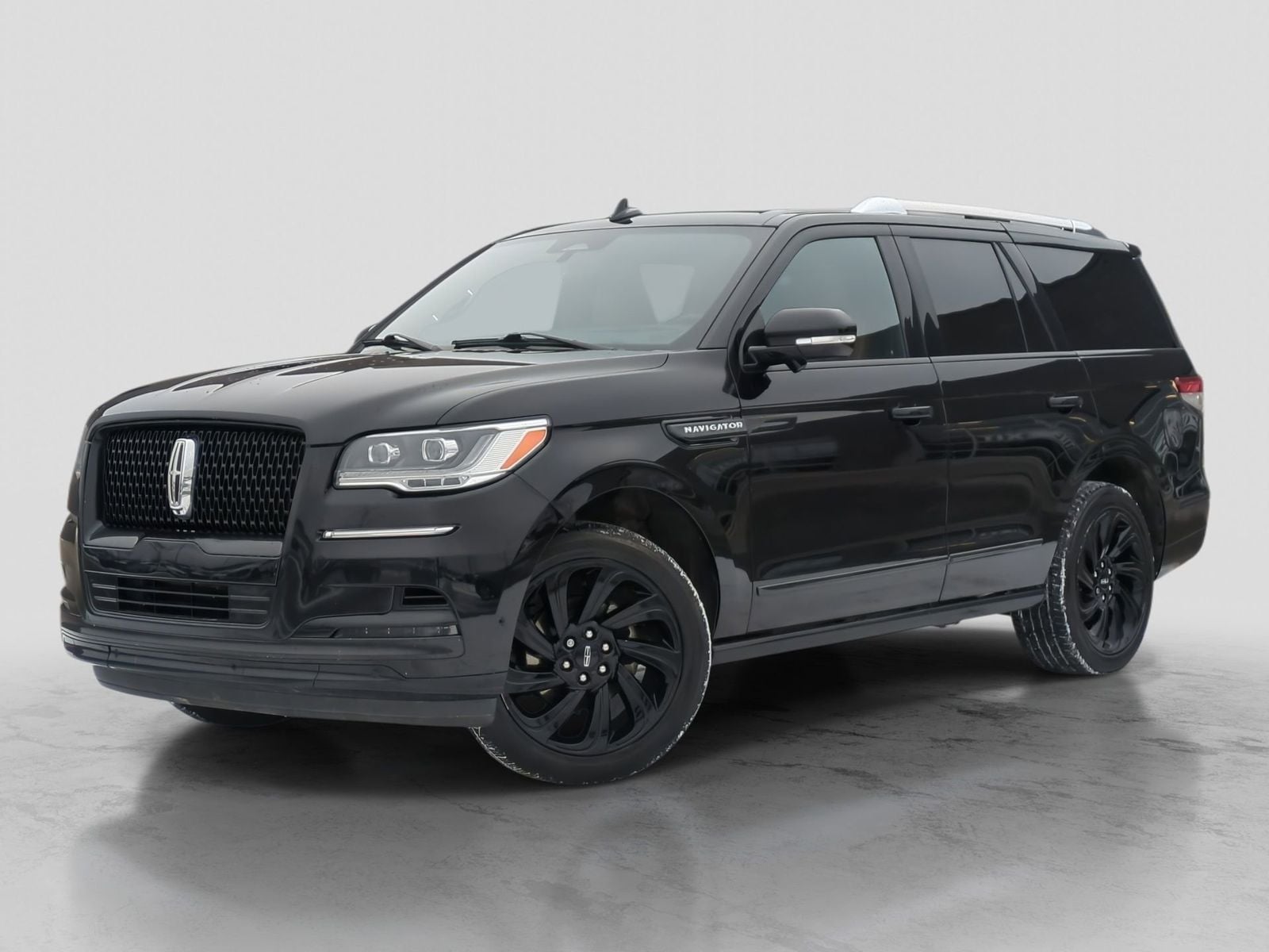 Thumbnail: 2023 Lincoln Navigator - 1