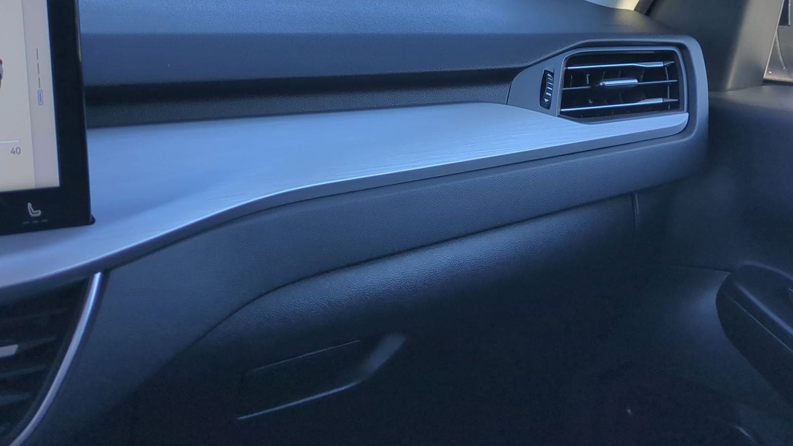 Thumbnail: 2024 Ford Escape - 33