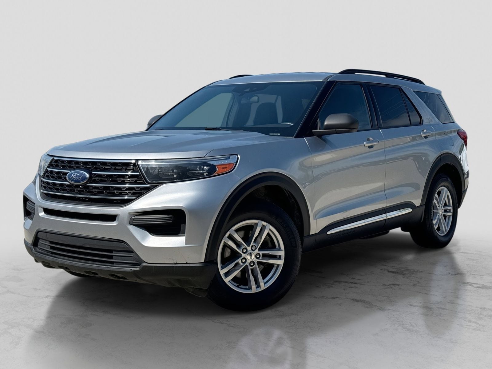 2020 Ford Explorer XLT 4WD's photo