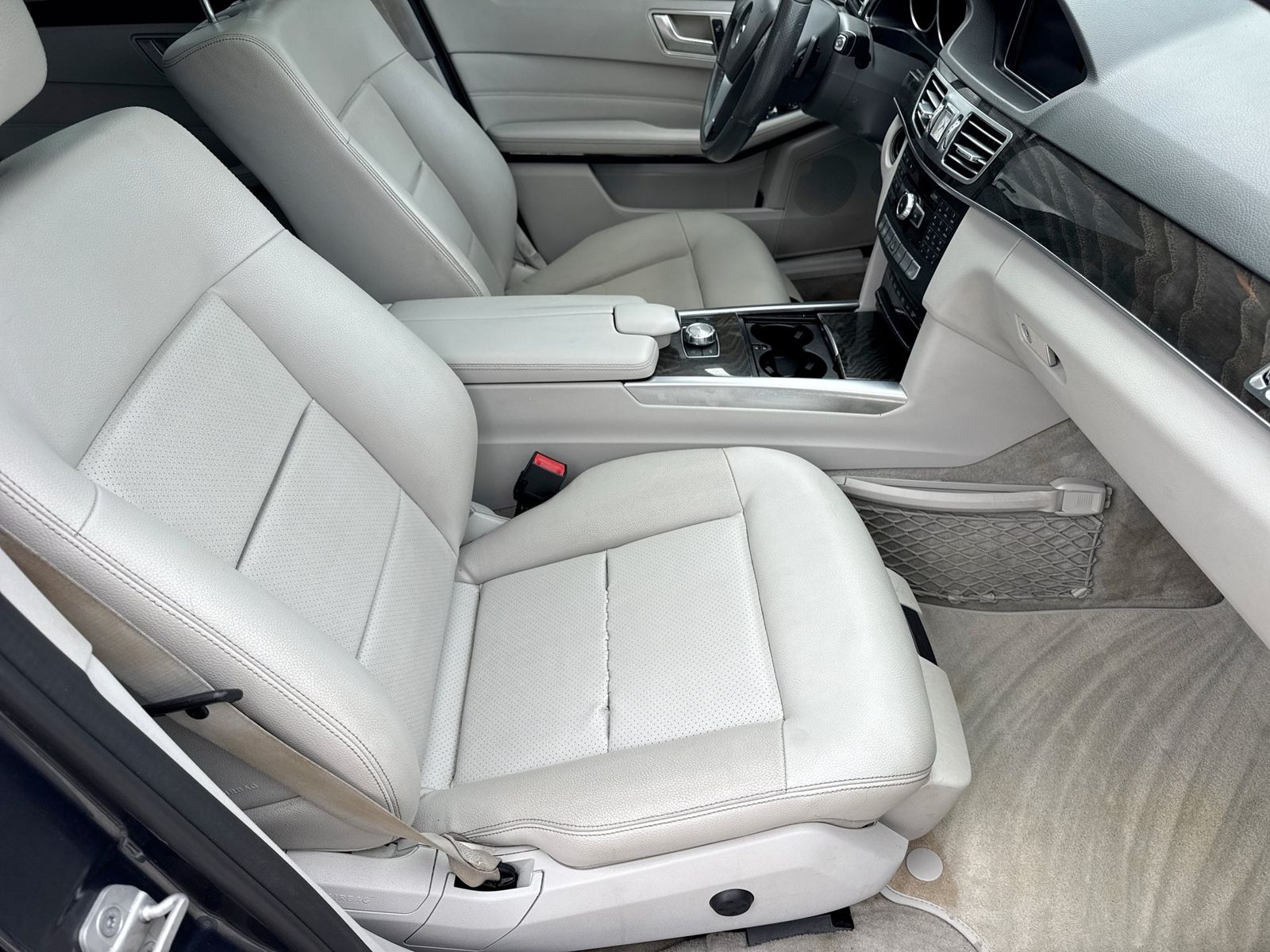 Thumbnail: 2014 Mercedes-Benz E-Class - 23