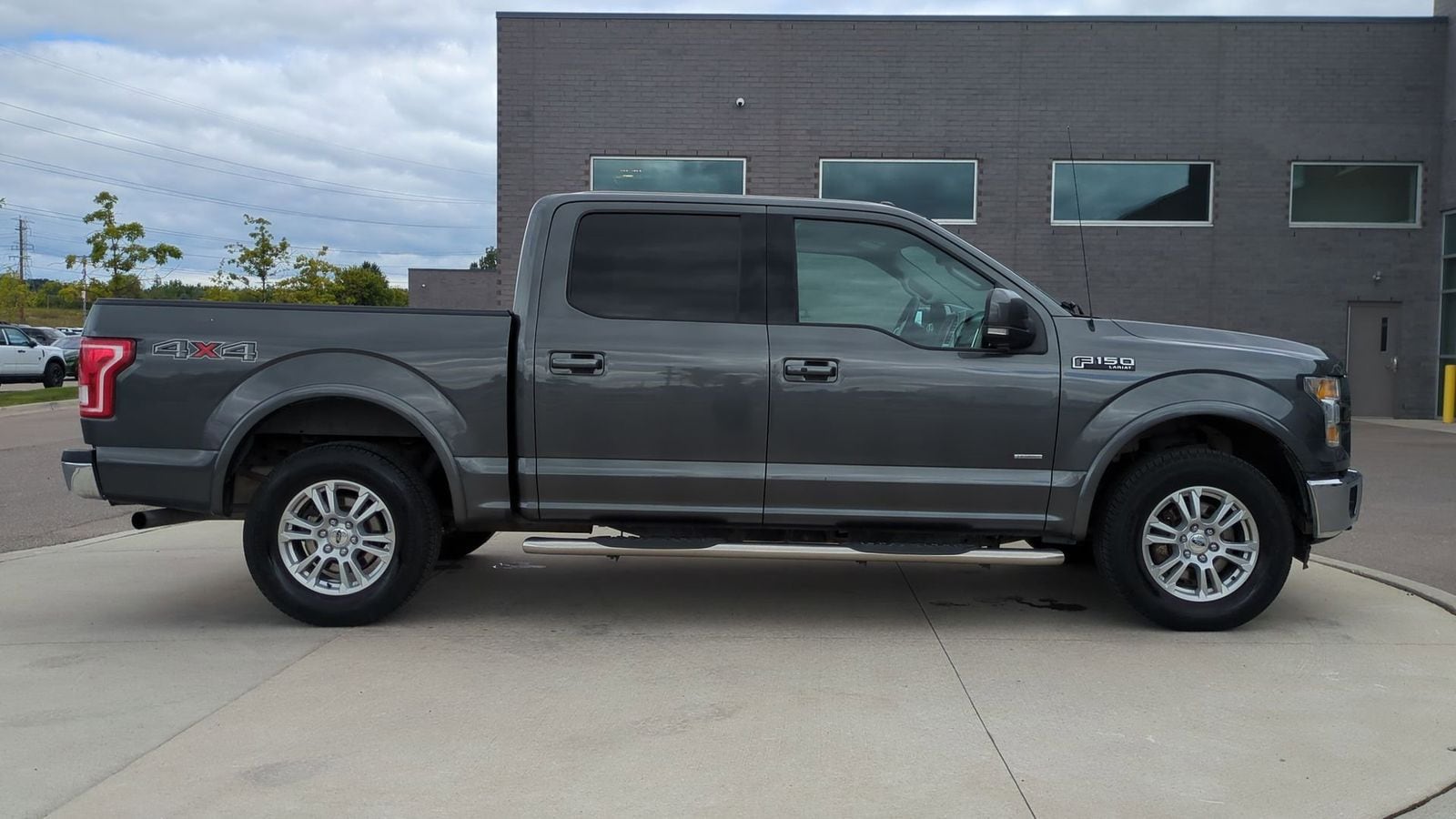 Thumbnail: 2016 Ford F-150 - 9