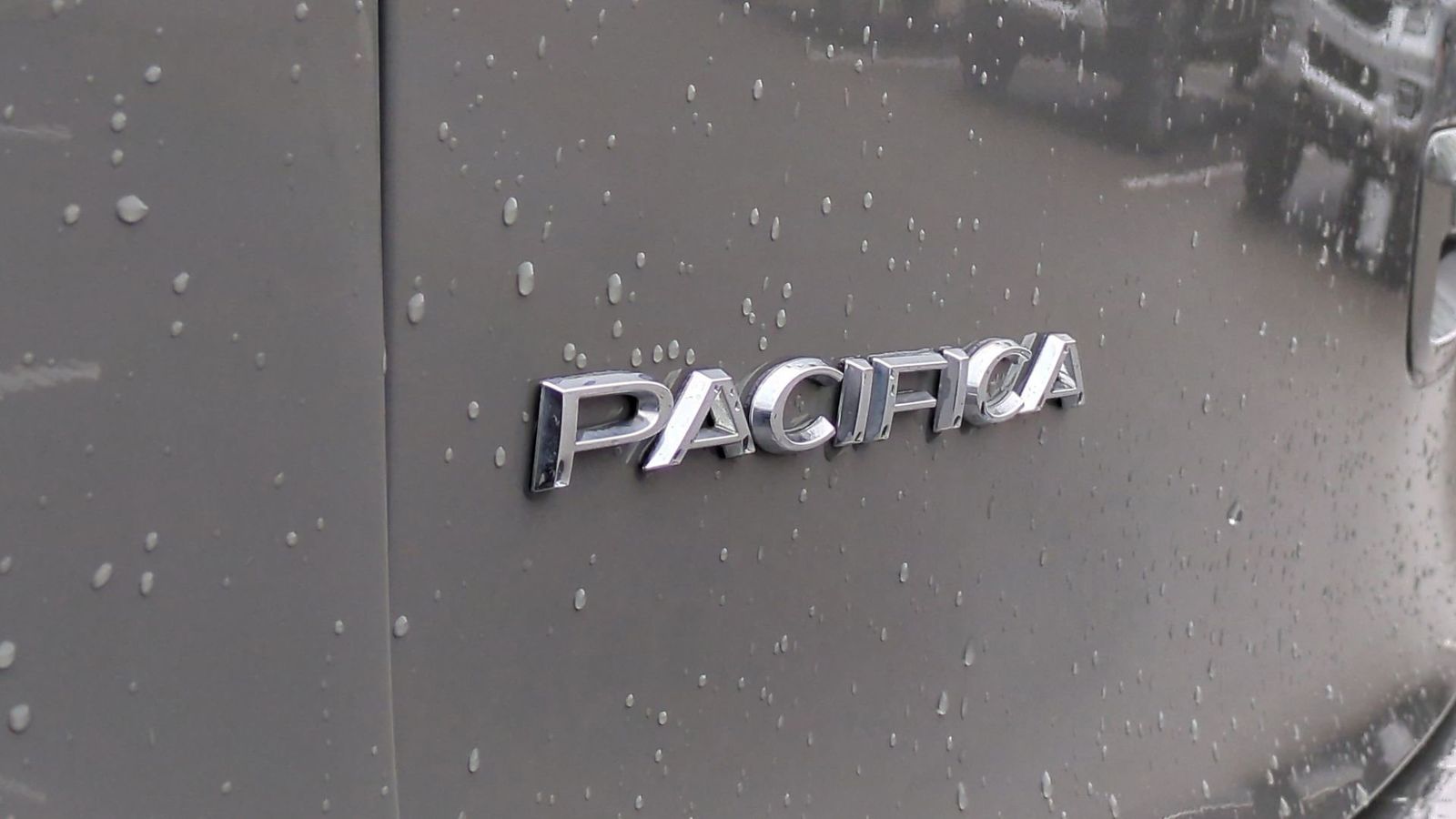 2022 Chrysler Pacifica Limited 13