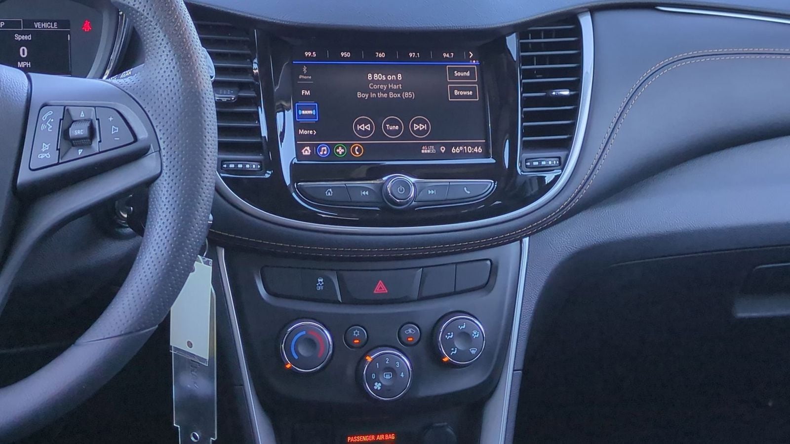 Thumbnail: 2021 Chevrolet Trax - 28