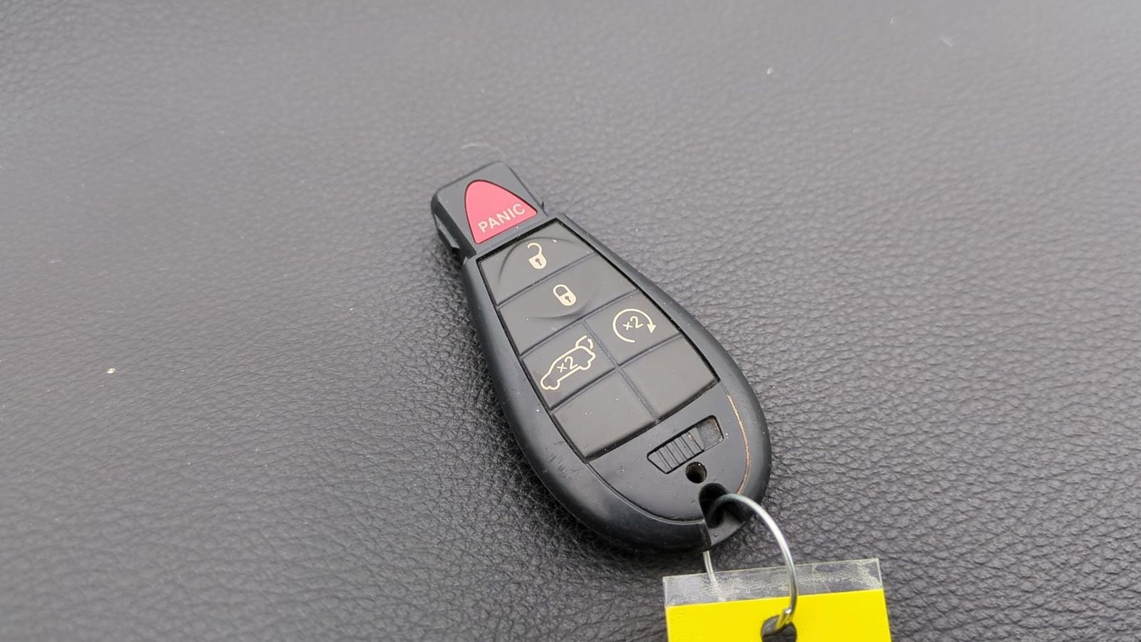 Thumbnail: 2011 Dodge Durango - 32