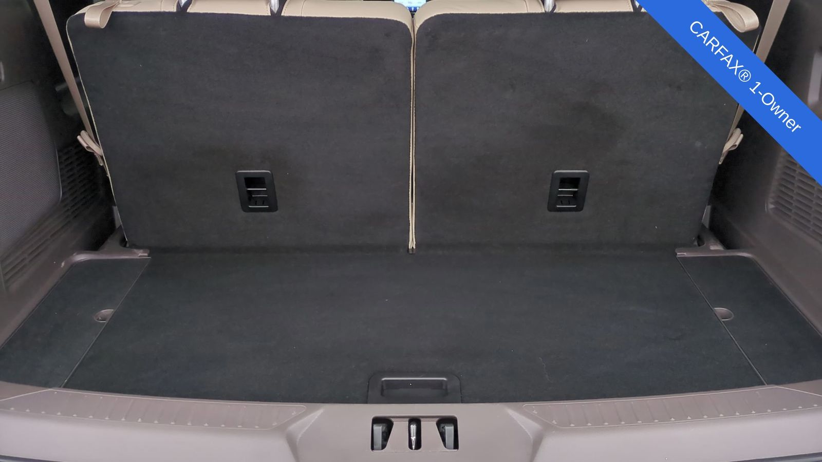 Thumbnail: 2023 Ford Explorer - 38