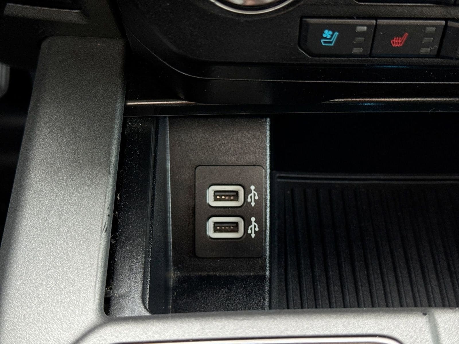 Thumbnail: 2020 Ford F-150 - 38