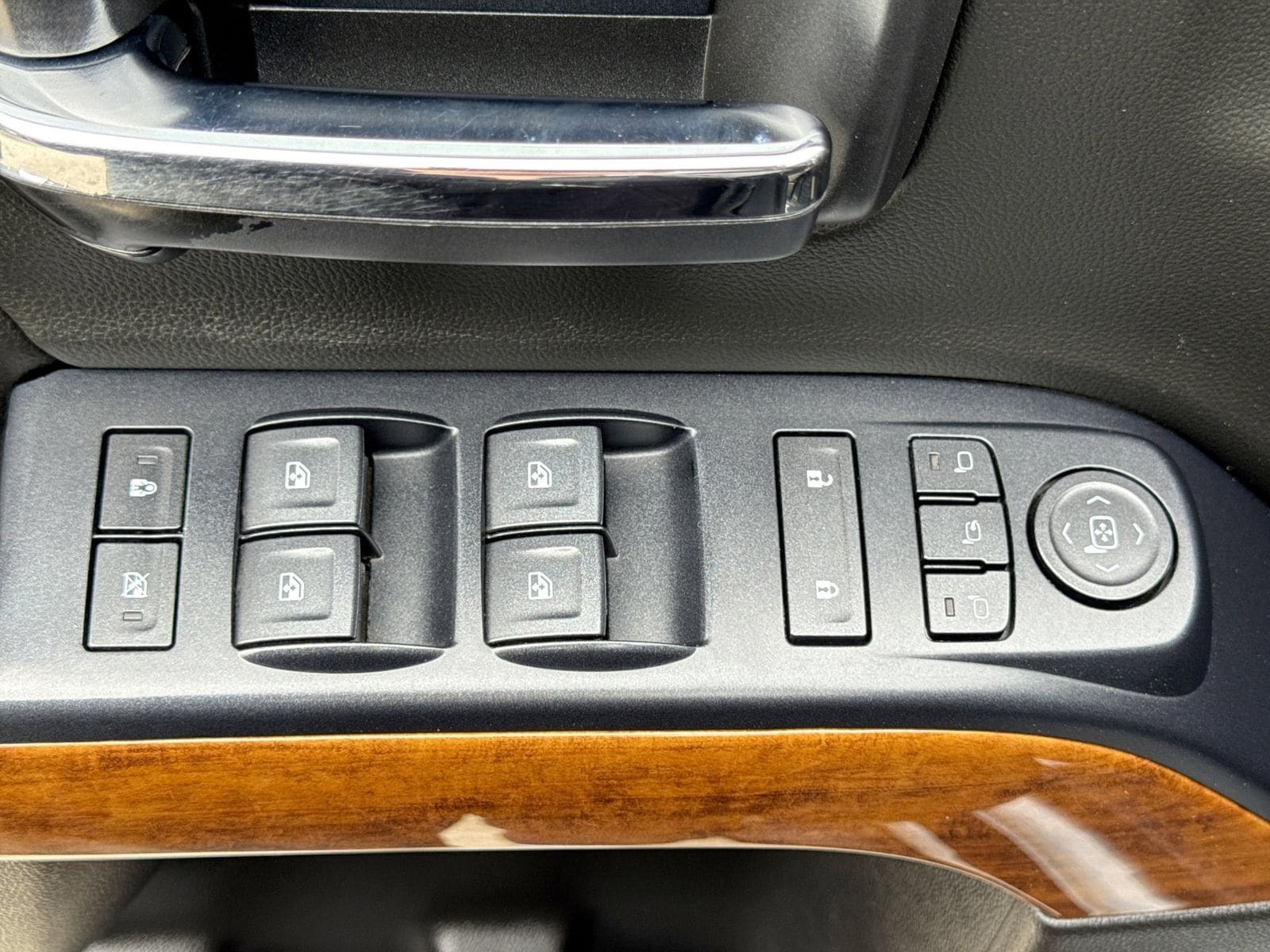Thumbnail: 2019 Chevrolet Silverado 2500 - 17