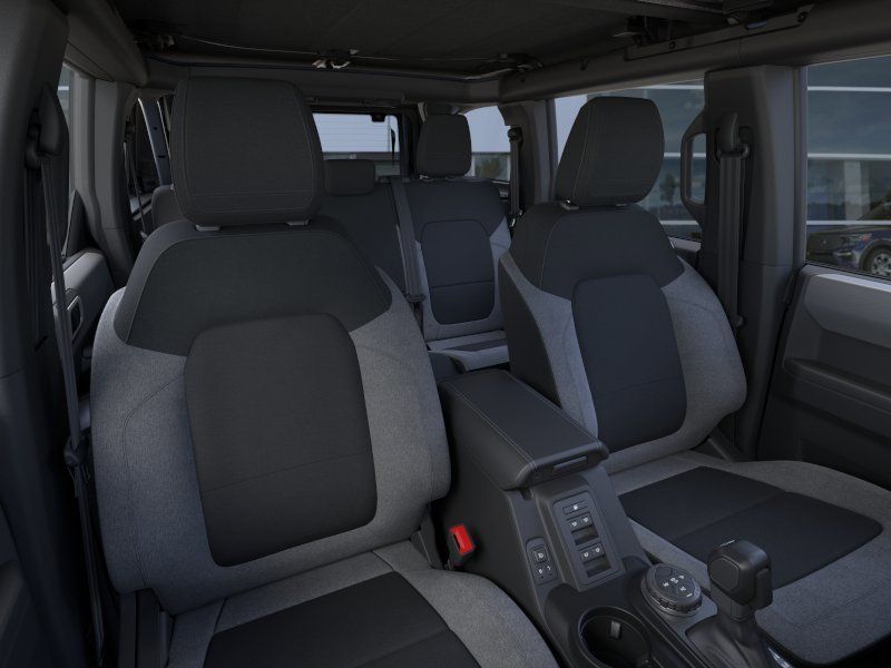 Thumbnail: 2025 Ford Bronco - 11