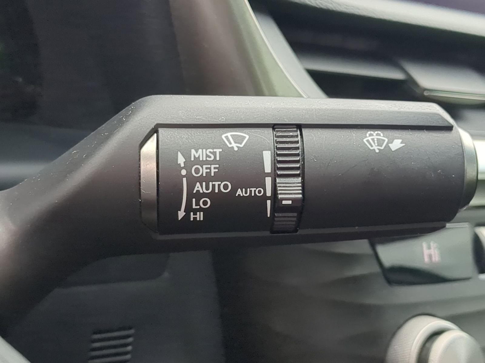 Thumbnail: 2021 Lexus ES - 30