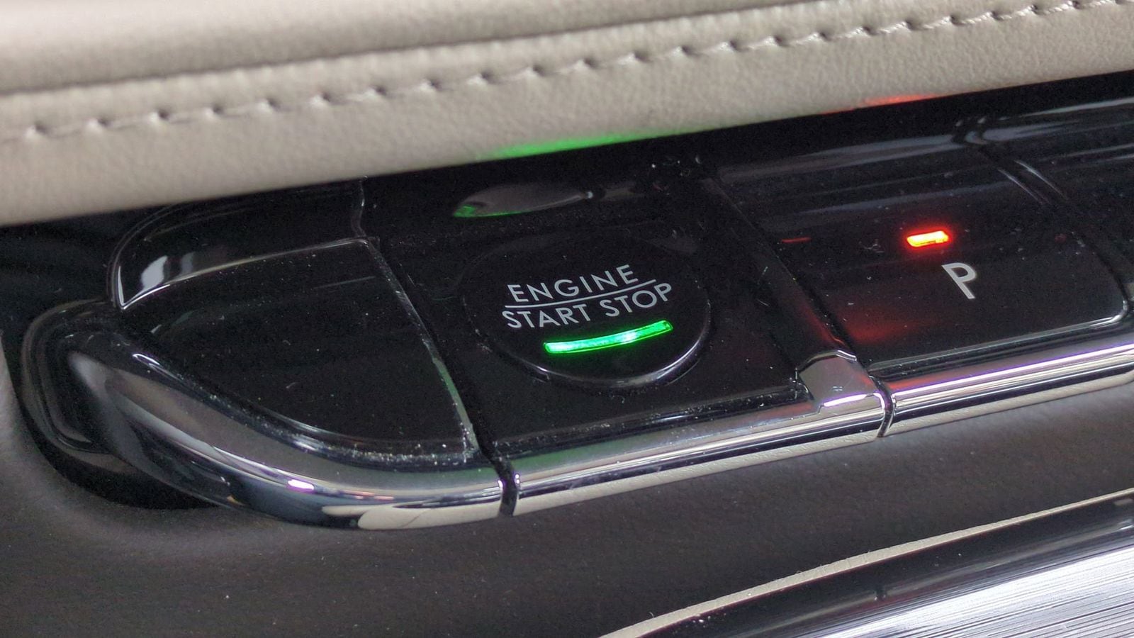 Thumbnail: 2022 Lincoln Nautilus - 30