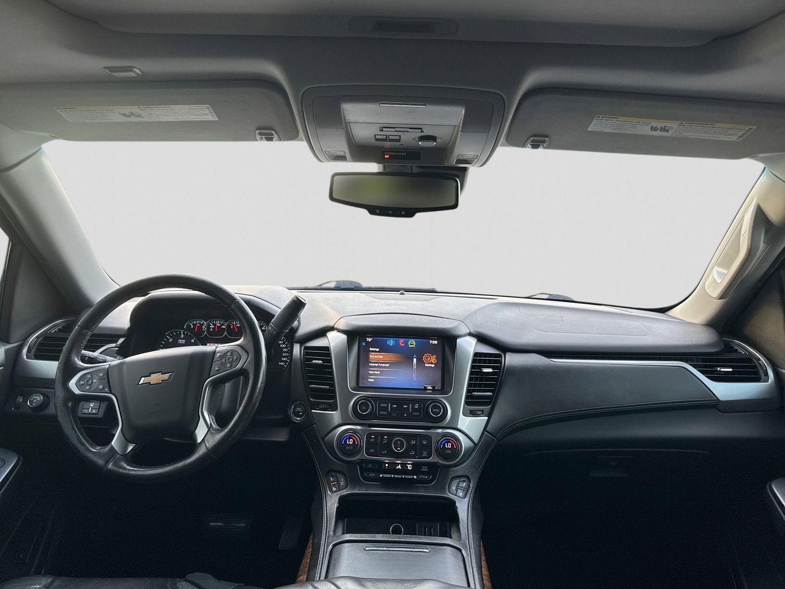 Thumbnail: 2015 Chevrolet Tahoe - 19