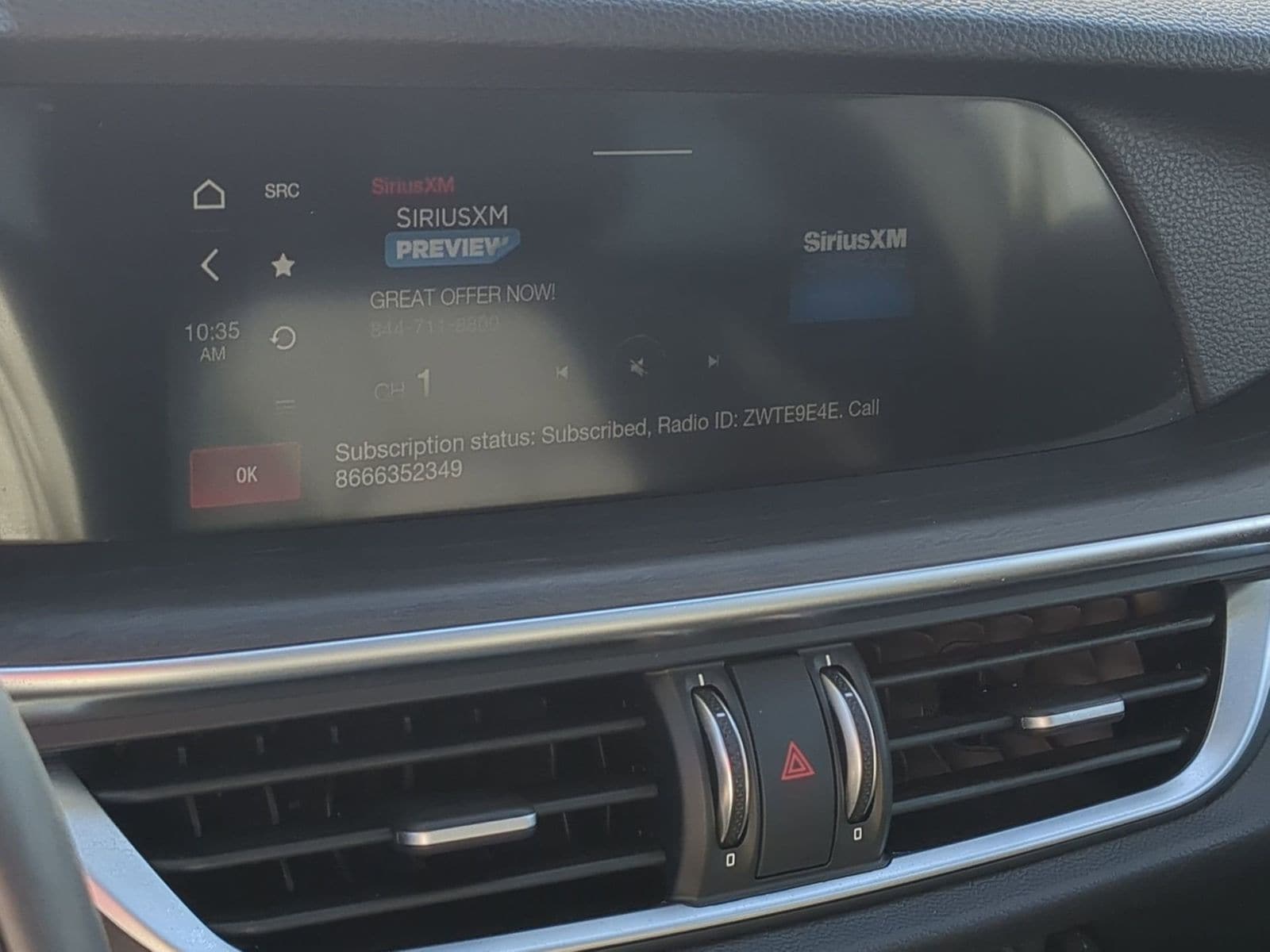 Thumbnail: 2023 Alfa Romeo Stelvio - 35