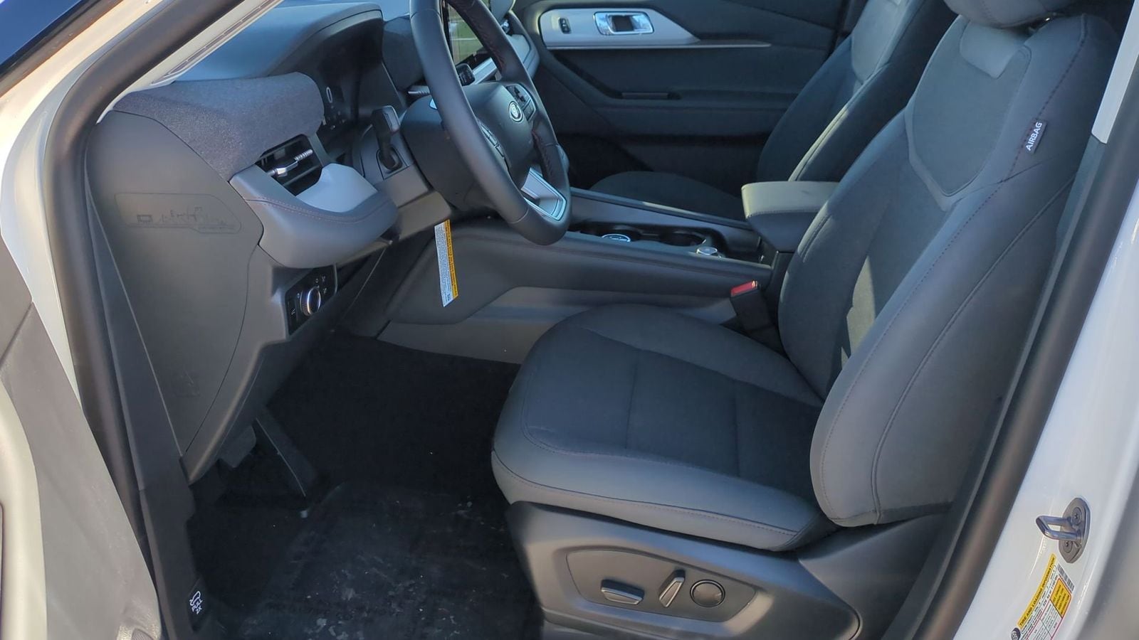 Thumbnail: 2025 Ford Explorer - 14