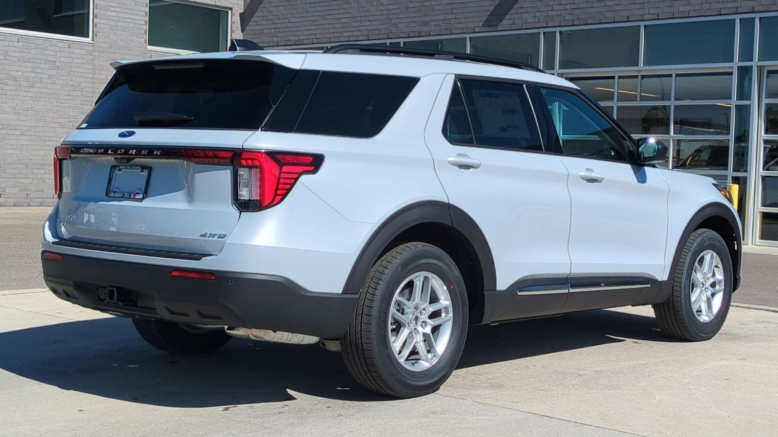 Thumbnail: 2025 Ford Explorer - 6