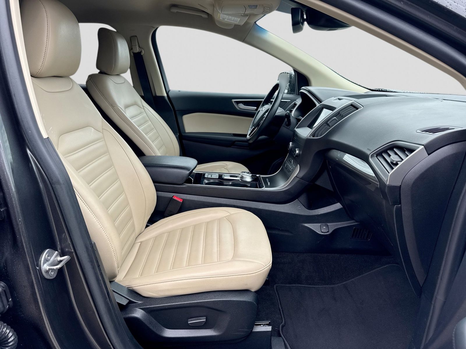 Thumbnail: 2020 Ford Edge - 7