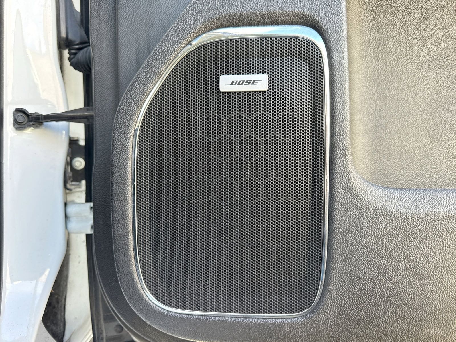 Thumbnail: 2017 Chevrolet Silverado 3500 - 32