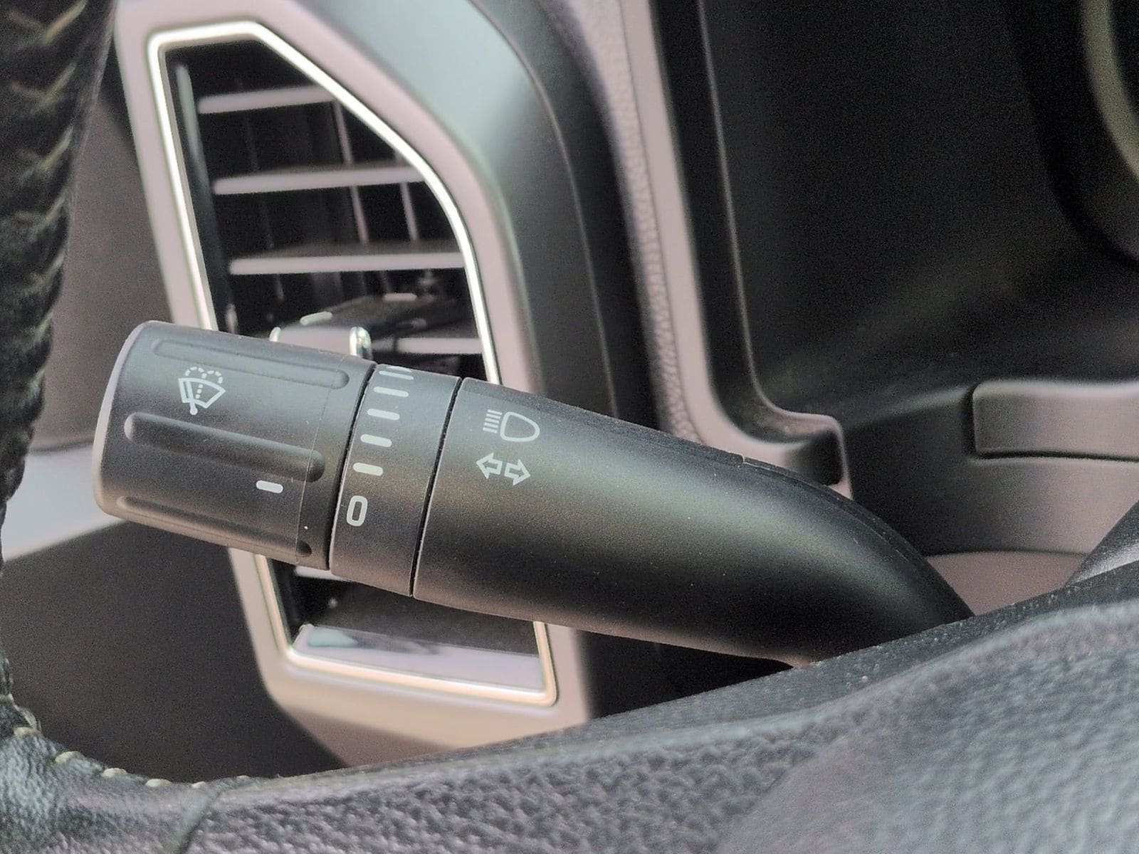 Thumbnail: 2019 Ford F-150 - 33