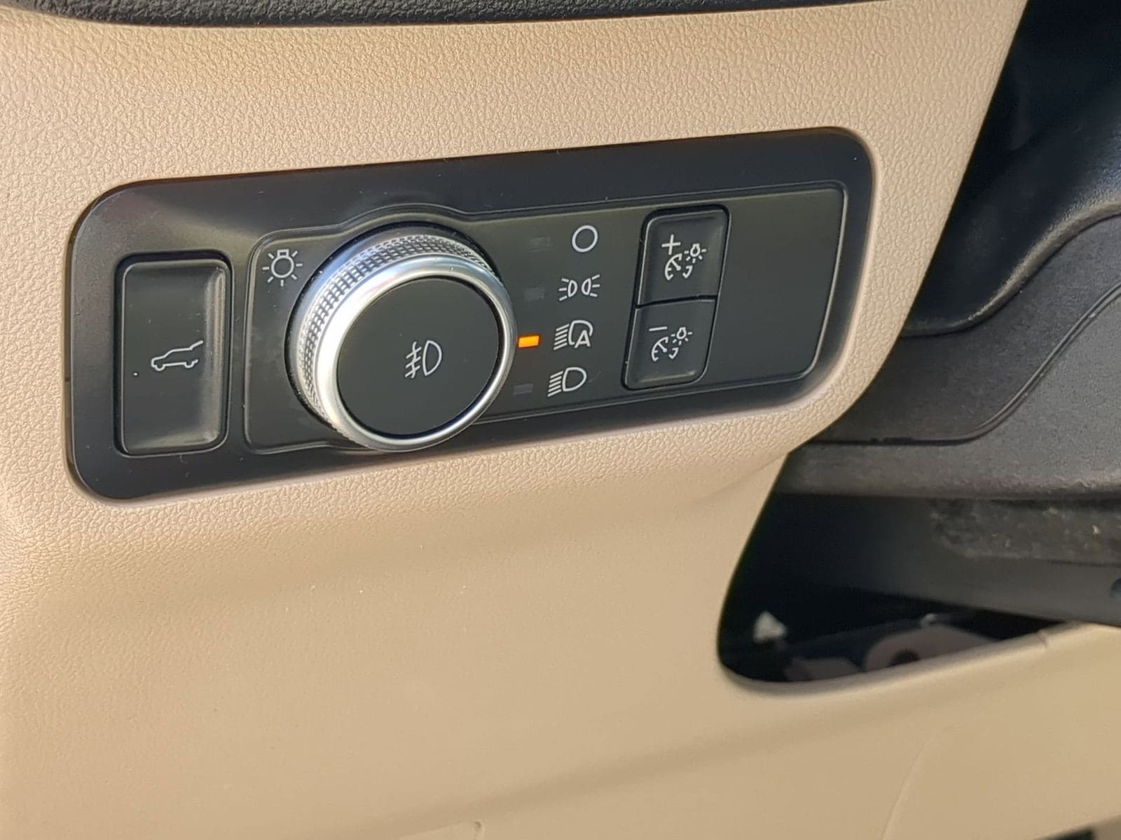 Thumbnail: 2021 Ford Escape - 20