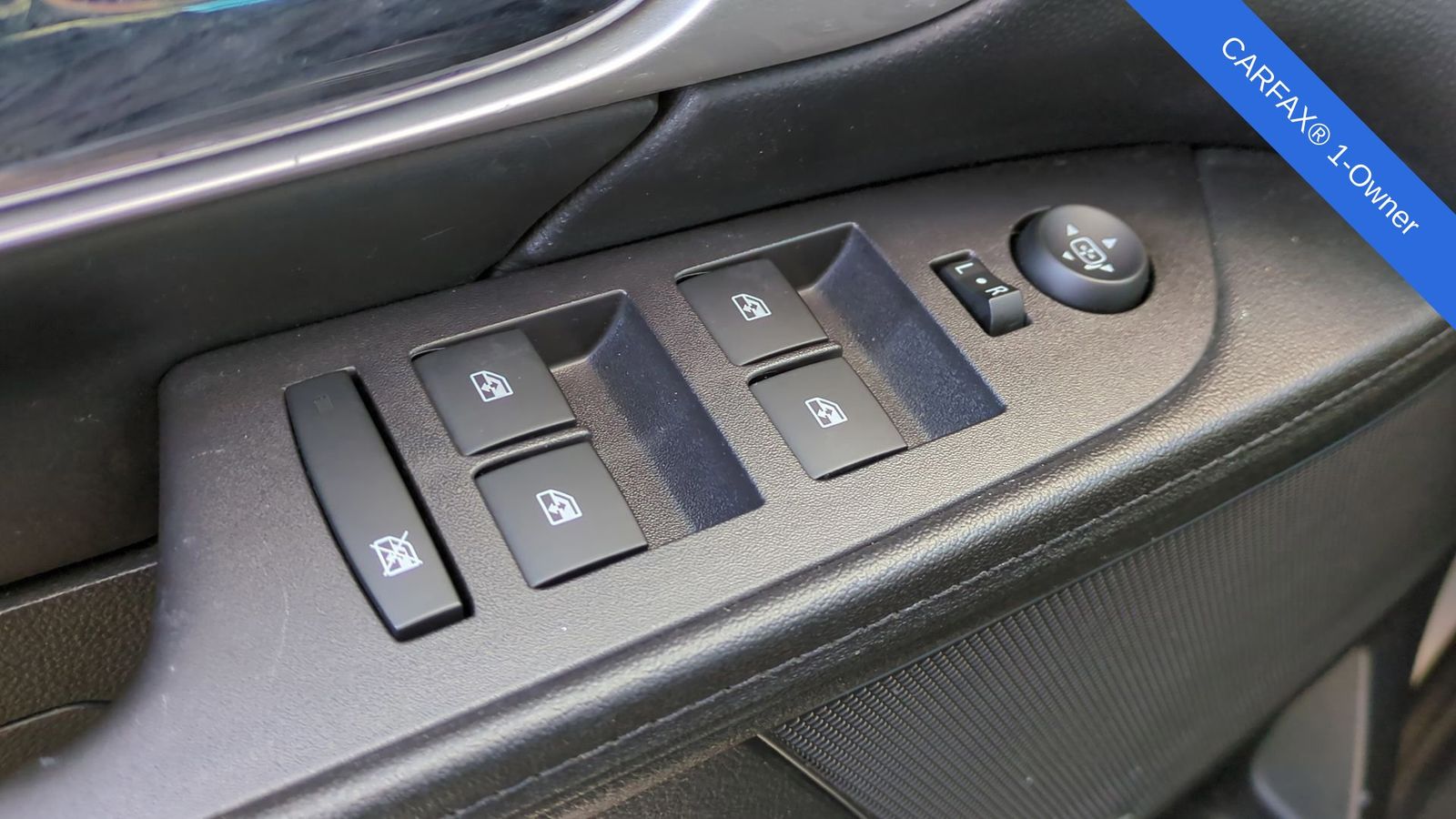 Thumbnail: 2016 GMC Terrain - 18