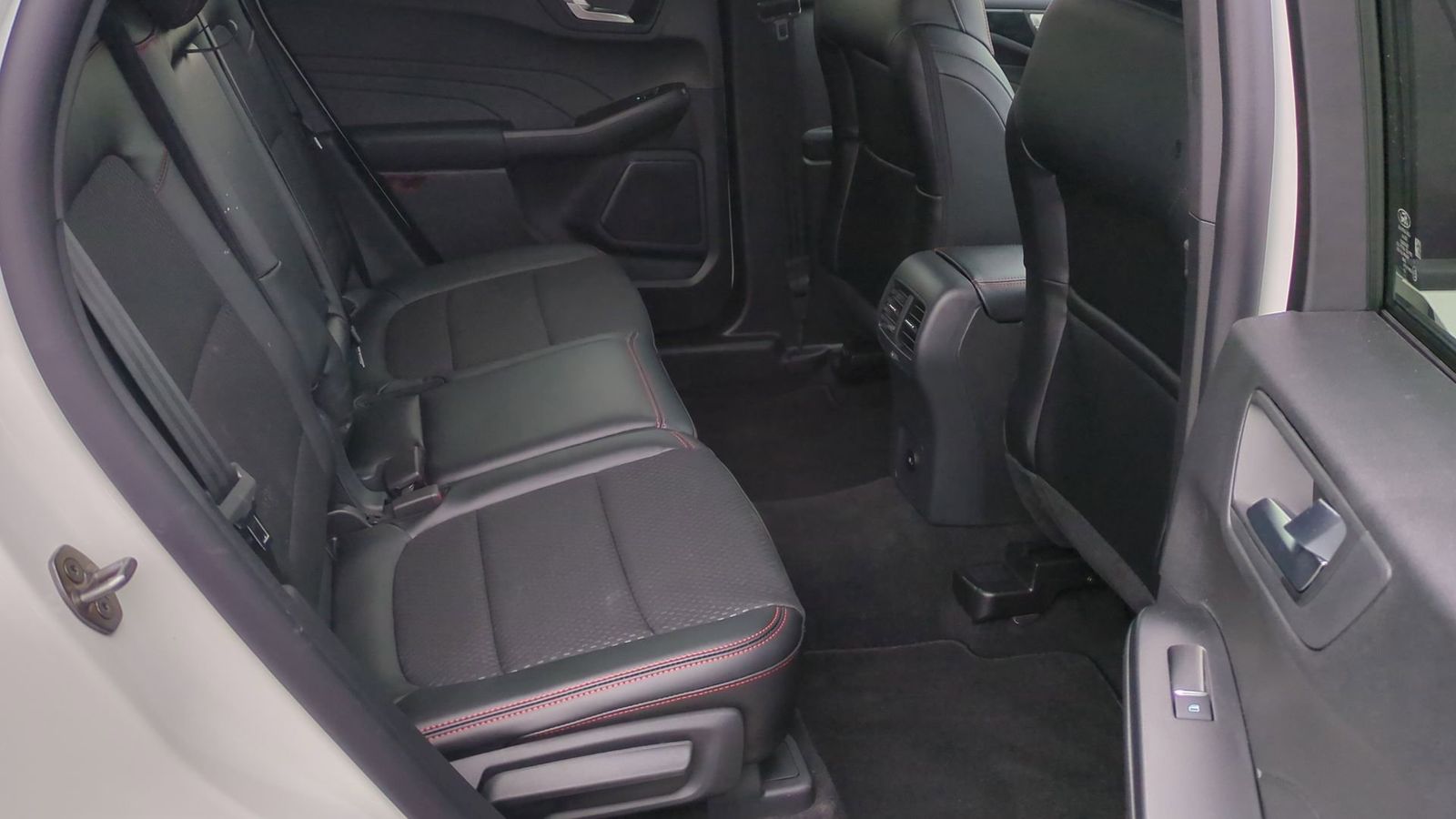 Thumbnail: 2025 Ford Escape - 18