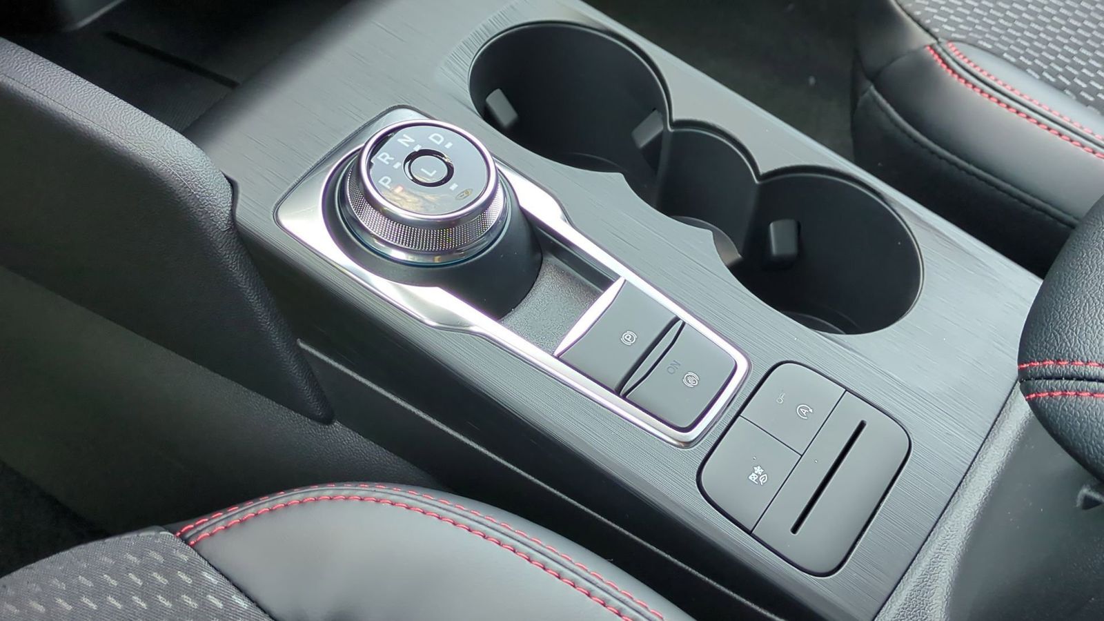 Thumbnail: 2025 Ford Escape - 31