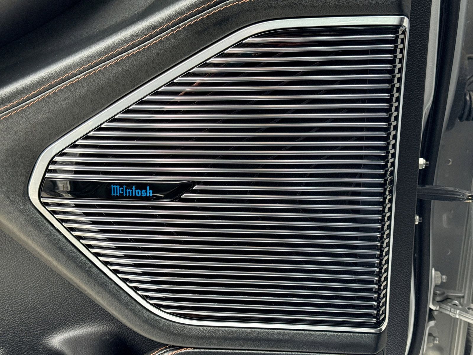 Thumbnail: 2023 Jeep Grand Cherokee - 34