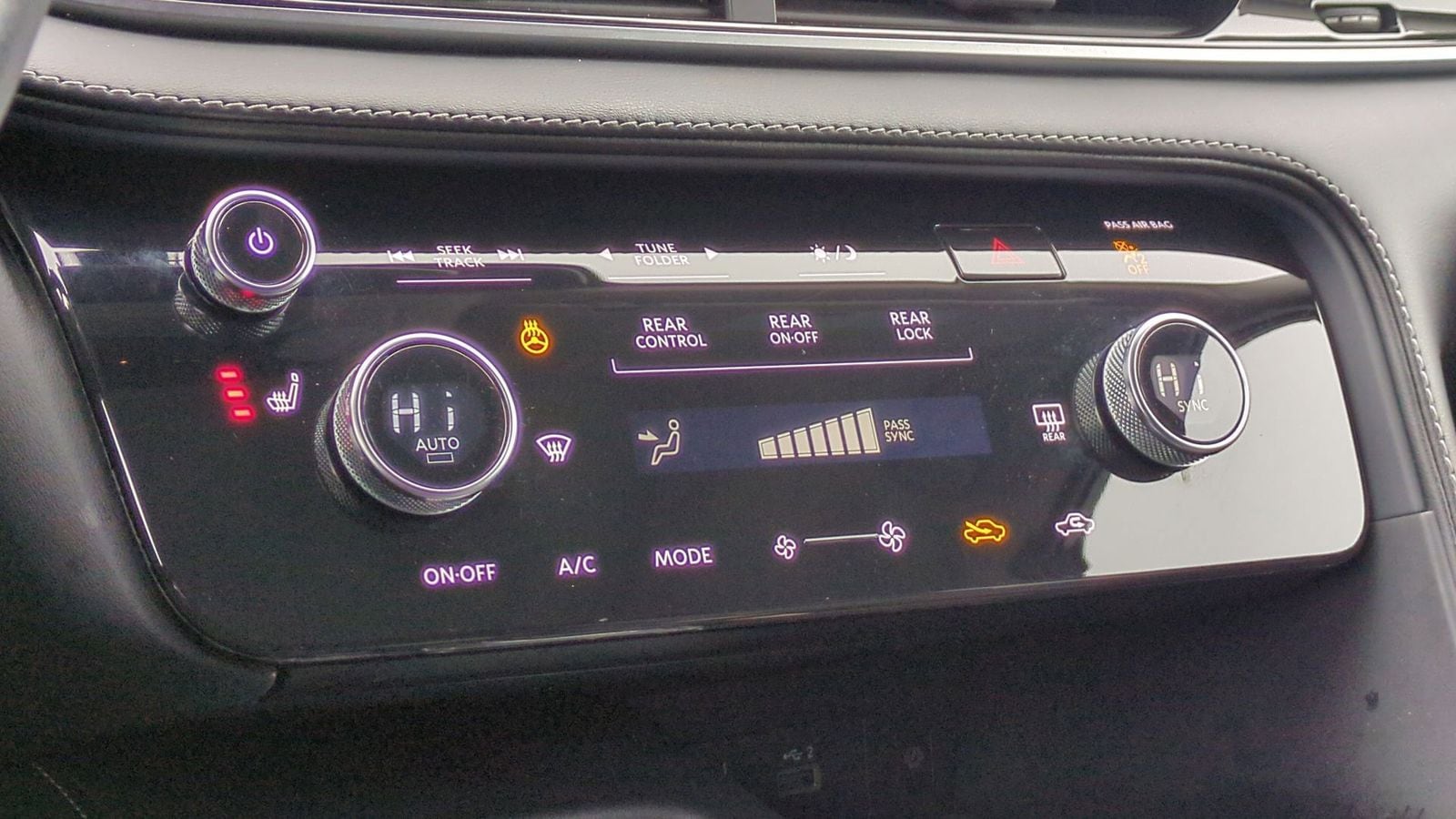 Thumbnail: 2023 INFINITI QX60 - 30