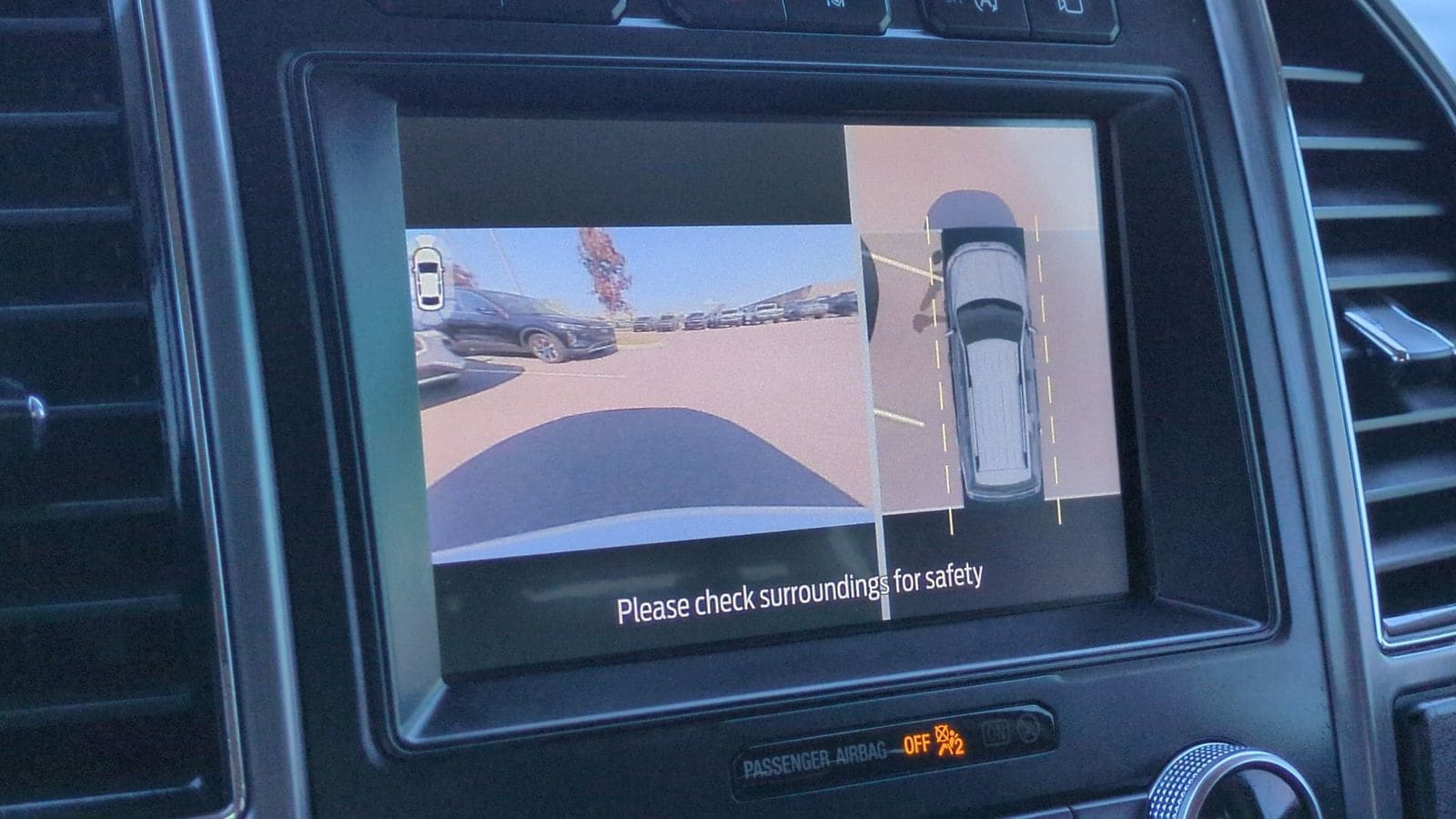 Thumbnail: 2020 Ford Expedition - 30