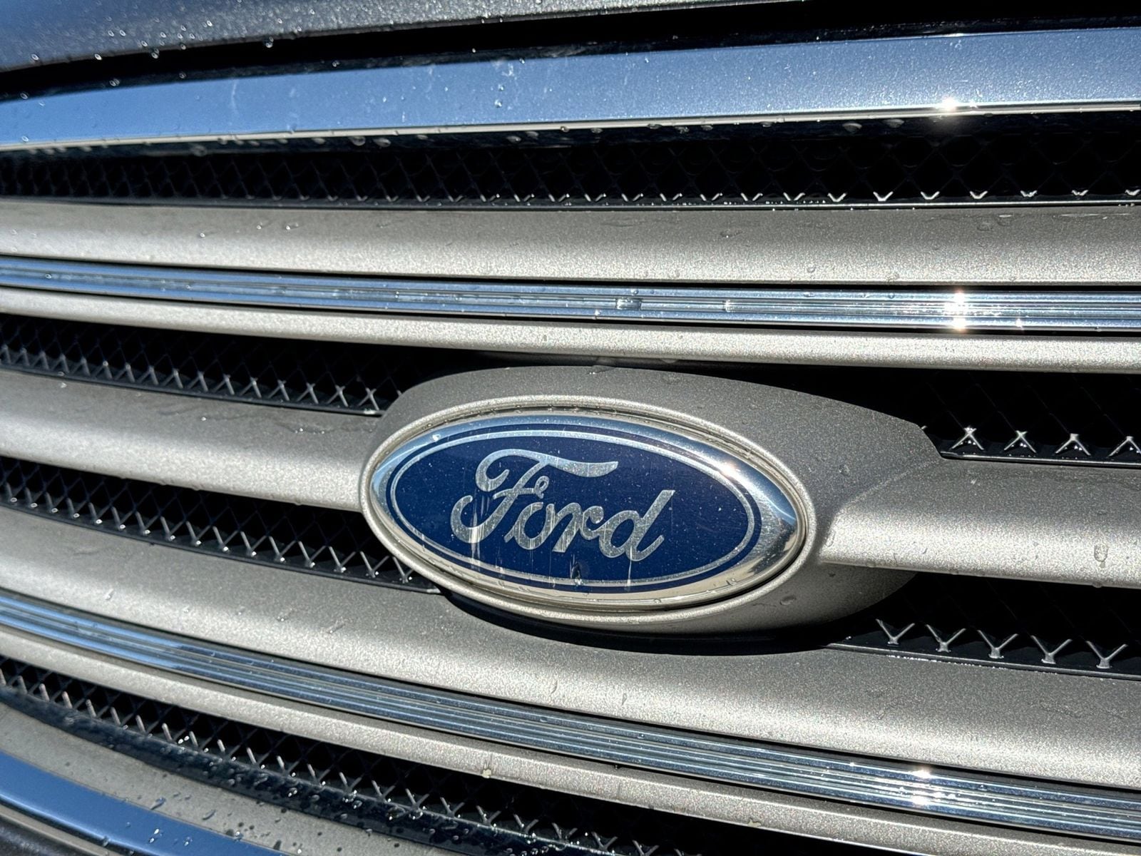 Thumbnail: 2015 Ford Taurus - 14