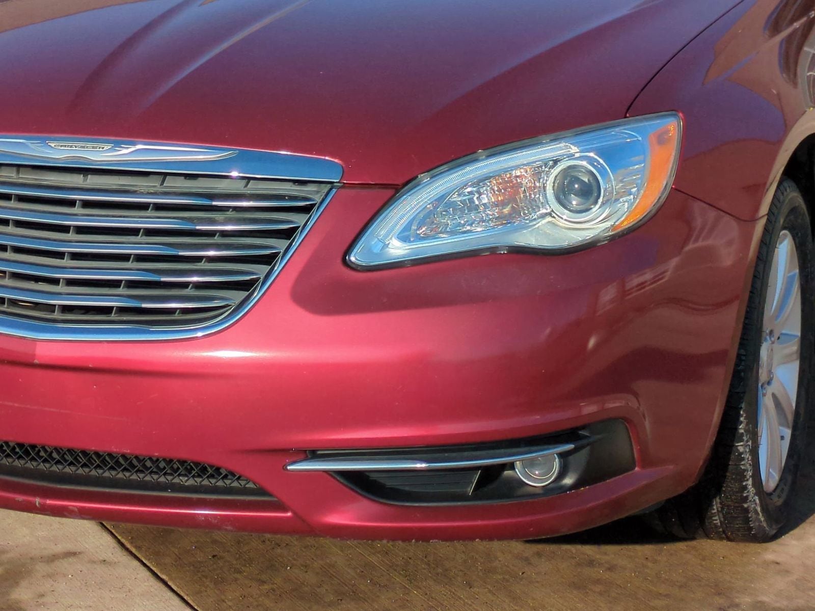 Thumbnail: 2013 Chrysler 200 - 12