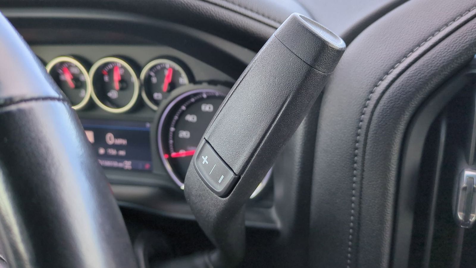 Thumbnail: 2019 Chevrolet Silverado 1500 - 19