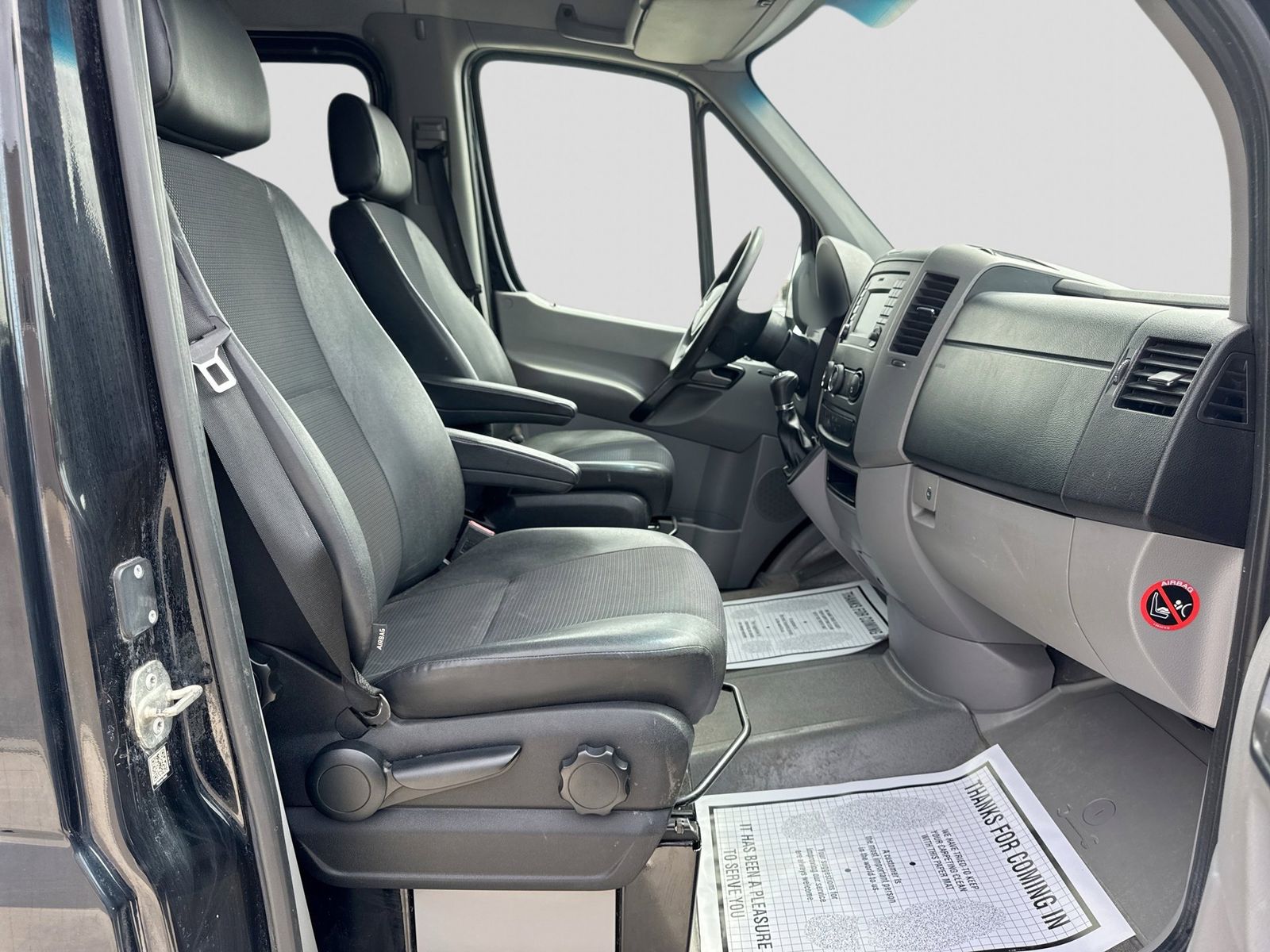 Thumbnail: 2017 Mercedes-Benz Sprinter - 21