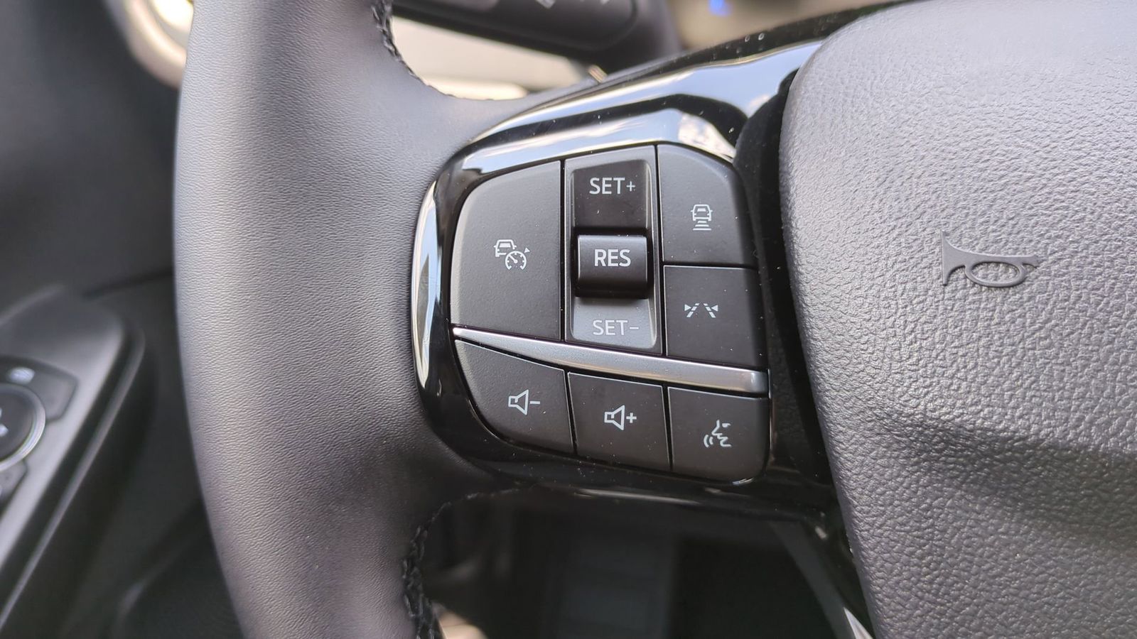 Thumbnail: 2025 Ford Escape - 20