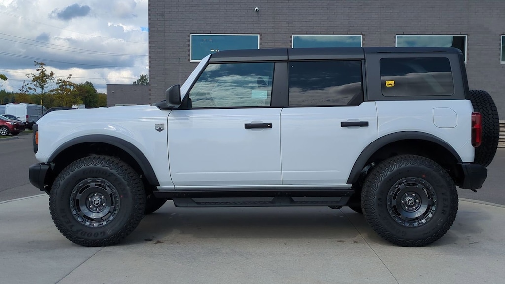 New 2025 Ford Bronco Big Bend SUV