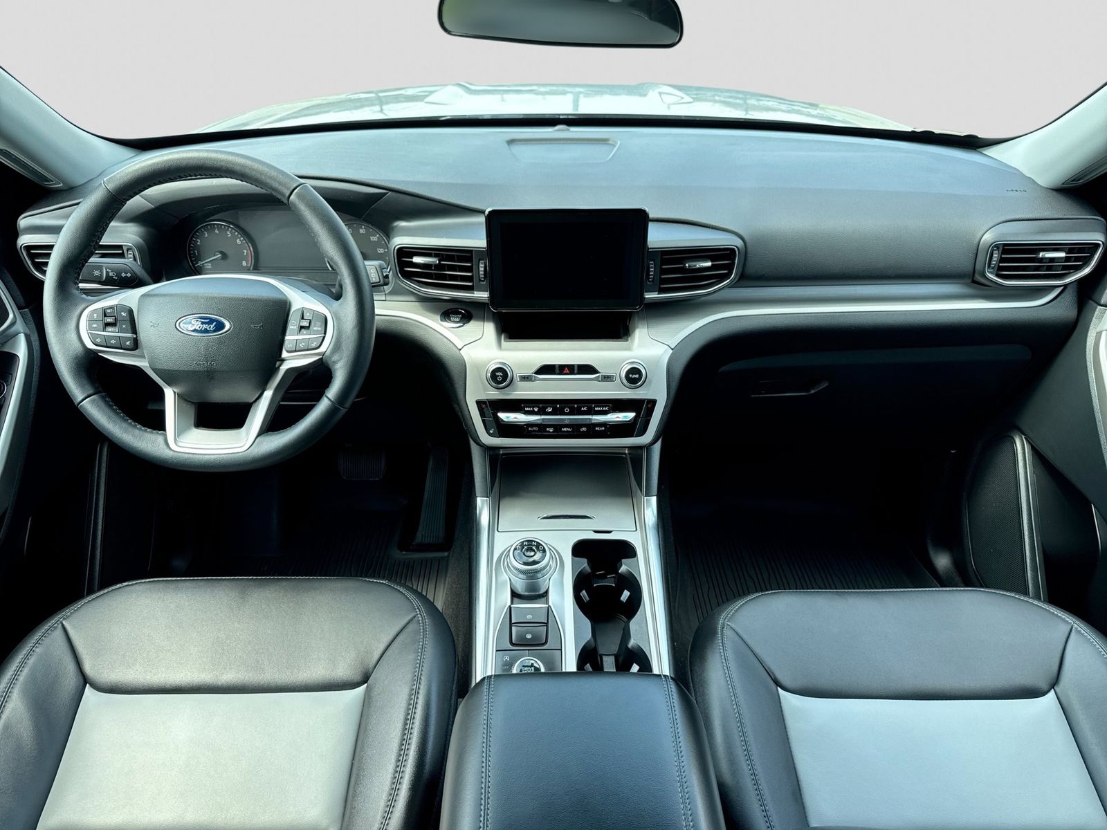 Thumbnail: 2023 Ford Explorer - 13
