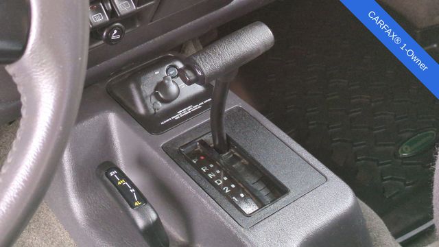 2000 Jeep Wrangler Sport 23