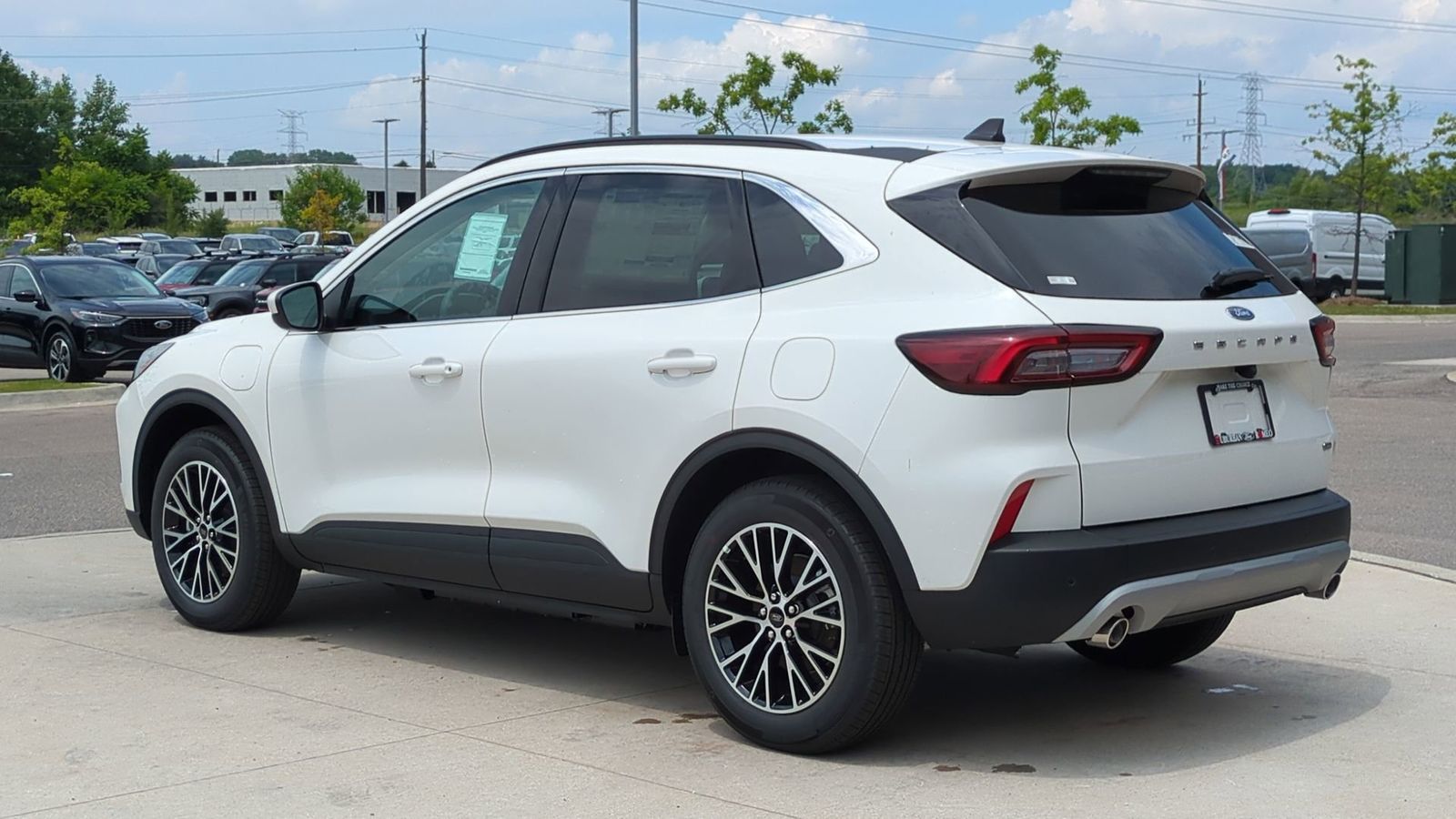 Thumbnail: 2025 Ford Escape - 3