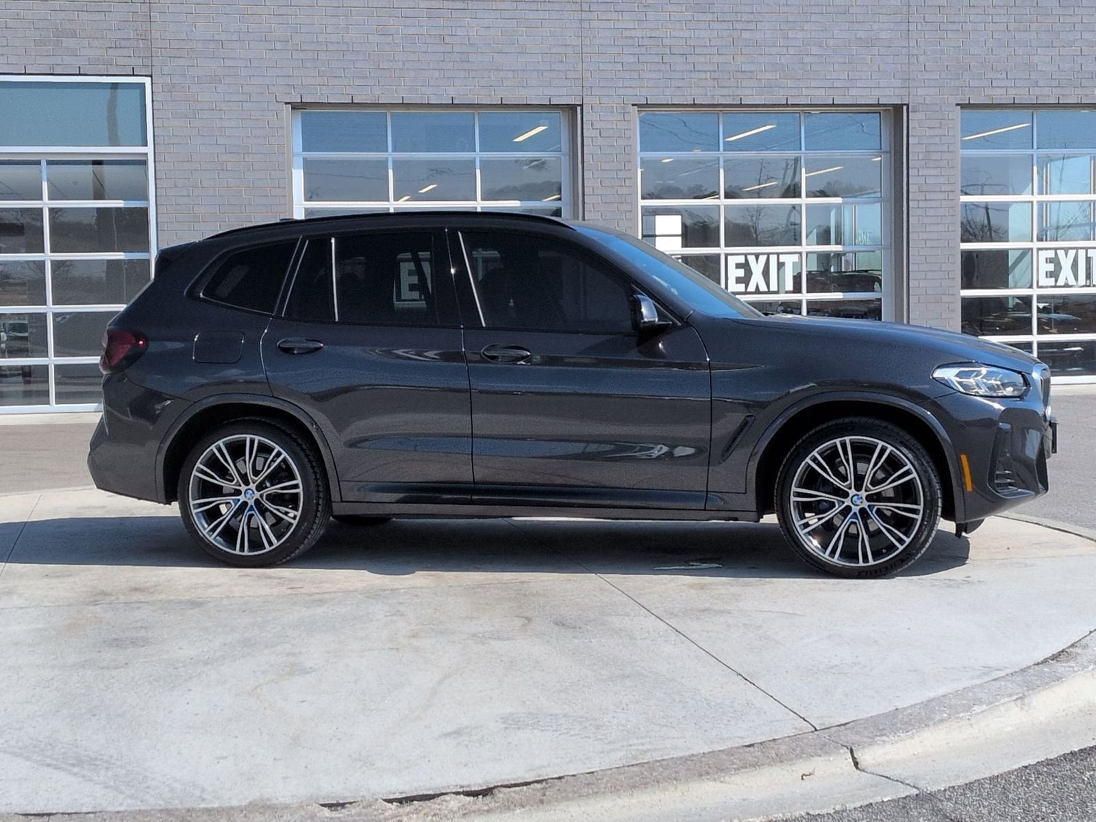 Thumbnail: 2022 BMW X3 - 9