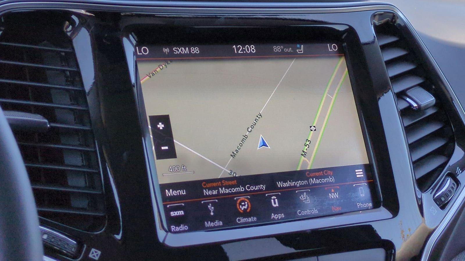 2019 Jeep Cherokee Overland 29